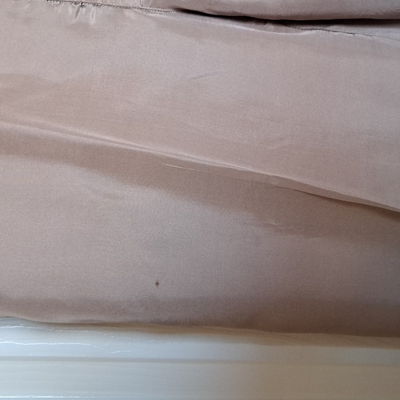 100% Silk Jogging Set - Picture 10 of 11